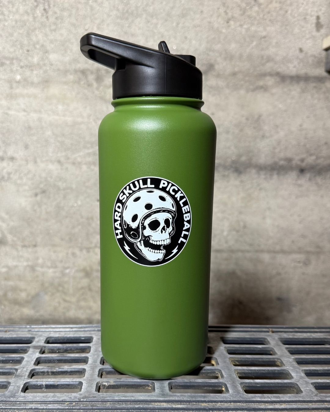 Hard Skull 32oz. Water Bottle