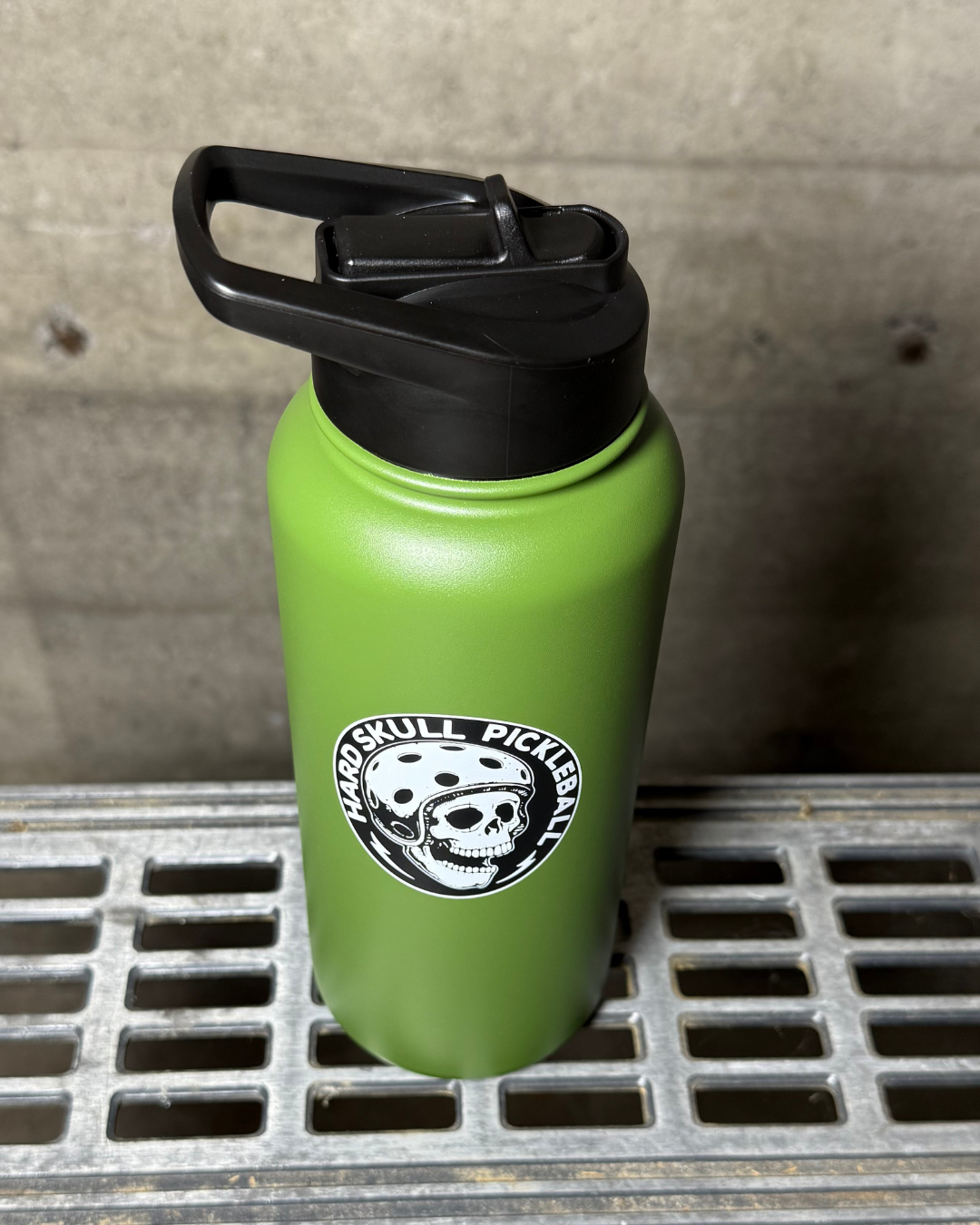Hard Skull 32oz. Water Bottle